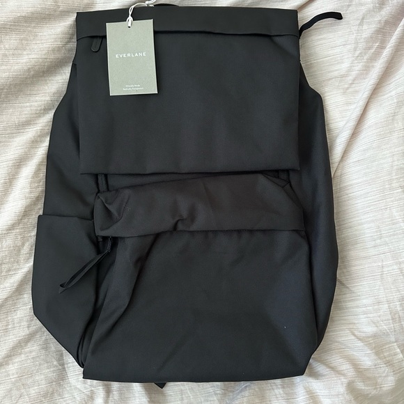 Everlane The ReNew Transit Backpack Black NEW - Picture 3 of 7